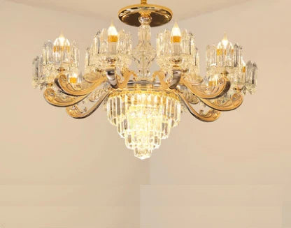 Lustre baroque en cristal élégant avec détails raffinés pour intérieur chic