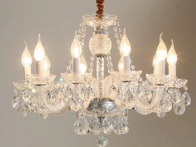 Lustre baroque en cristal aux nuances dorées pour intérieur élégant
