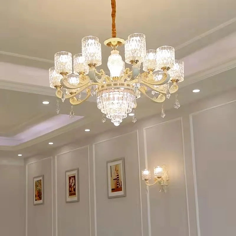 Lustre Baroque en Cristal Design Moderne Élégant en Verre