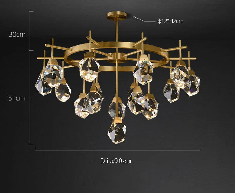 Lustre en cristal moderne avec abat-jour élégant et design sophistiqué.